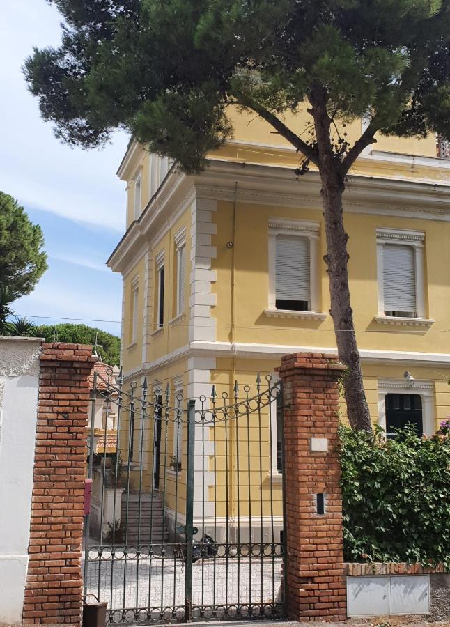 Suite La Marinella Localita Caccia Riserva Santa Marinella Exteriér fotografie